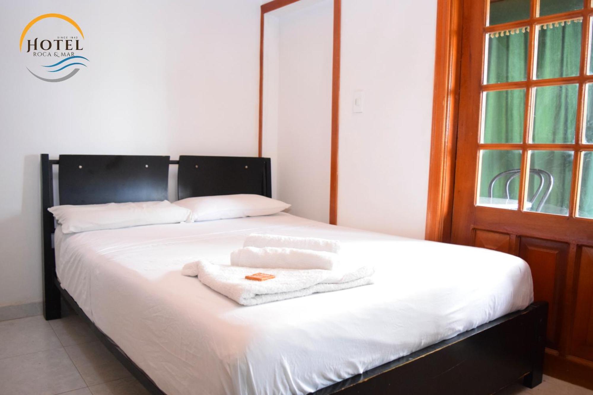 Hotel Roca & Mar Santa Marta  Buitenkant foto