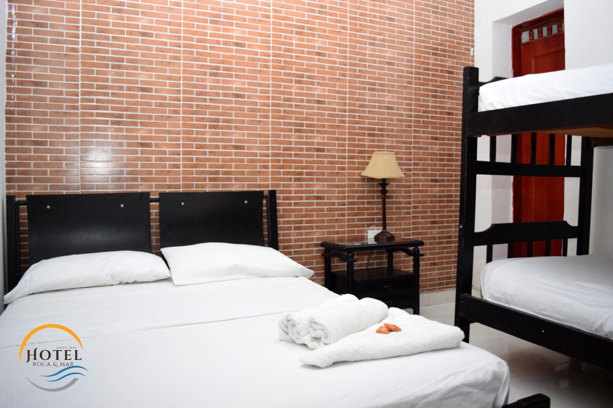 Hotel Roca & Mar Santa Marta  Buitenkant foto